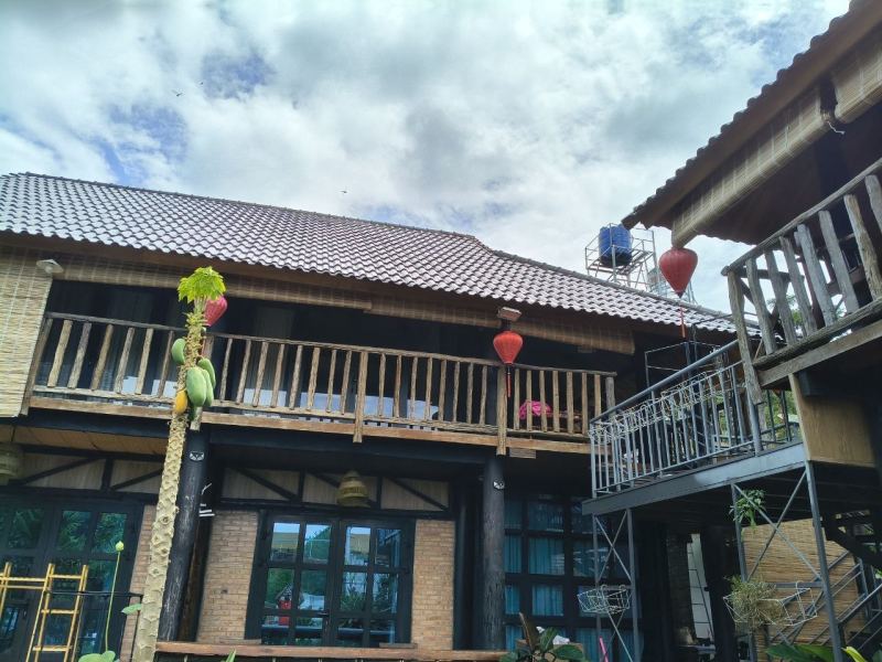 Eco Hostel Rooms in Ong Lang Center