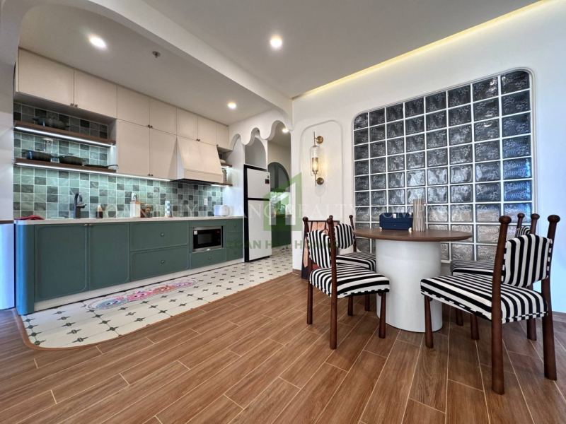 2BR Sun Ponte Apartment with Bridge View