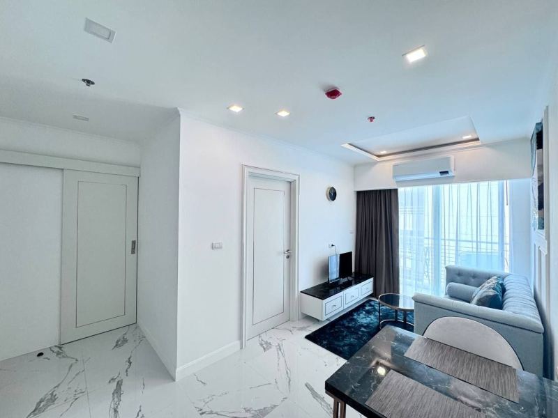 Apartment at The Empire Tower