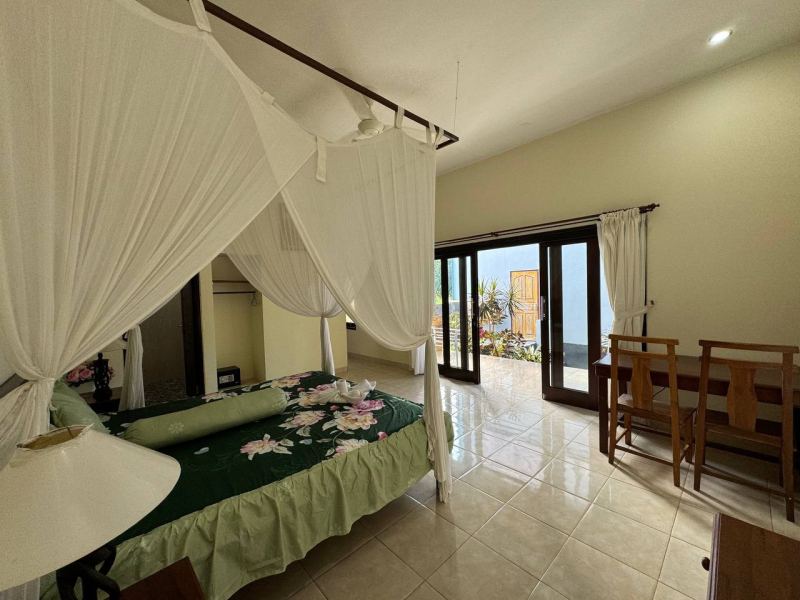 Standalone villa with kitchen on Melasti street, Amed