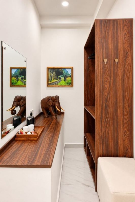 Private room in villa near surf point, Weligama